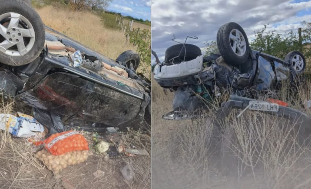 Após capotamento, caminhonete fica completamente destruída em Xique-Xique