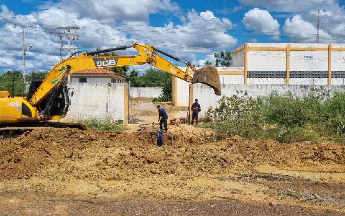 Embasa finaliza reparo e abastecimento é retomado em Irecê e região